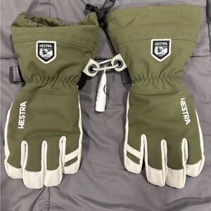 Hestra size 9 Army Leather Heli Ski Olive green